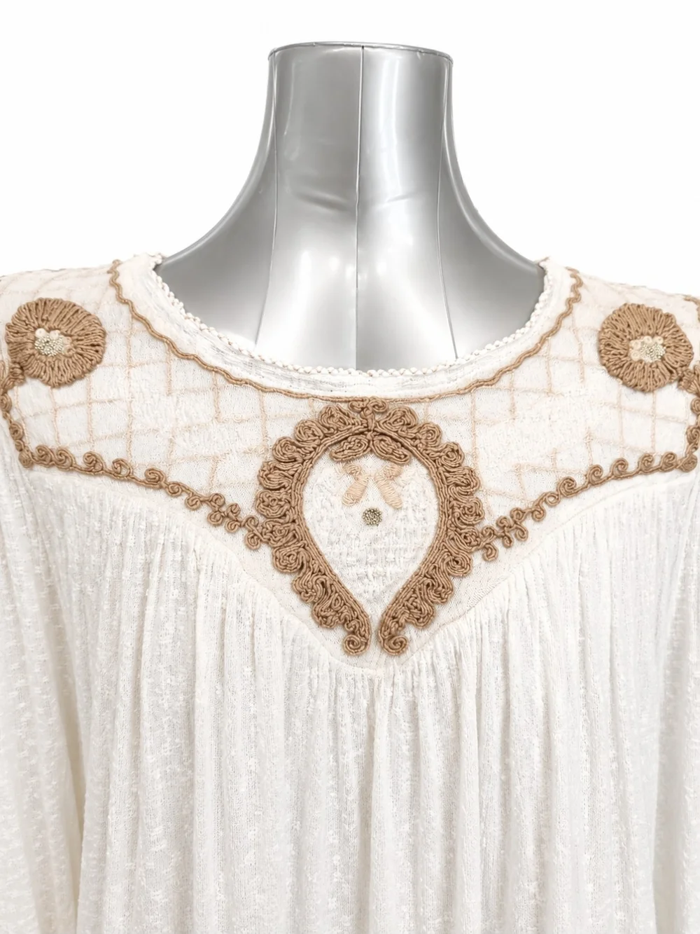 Free People Begonia Ivory Sand Embroidered Boho Oversized Peasant Top EUC
